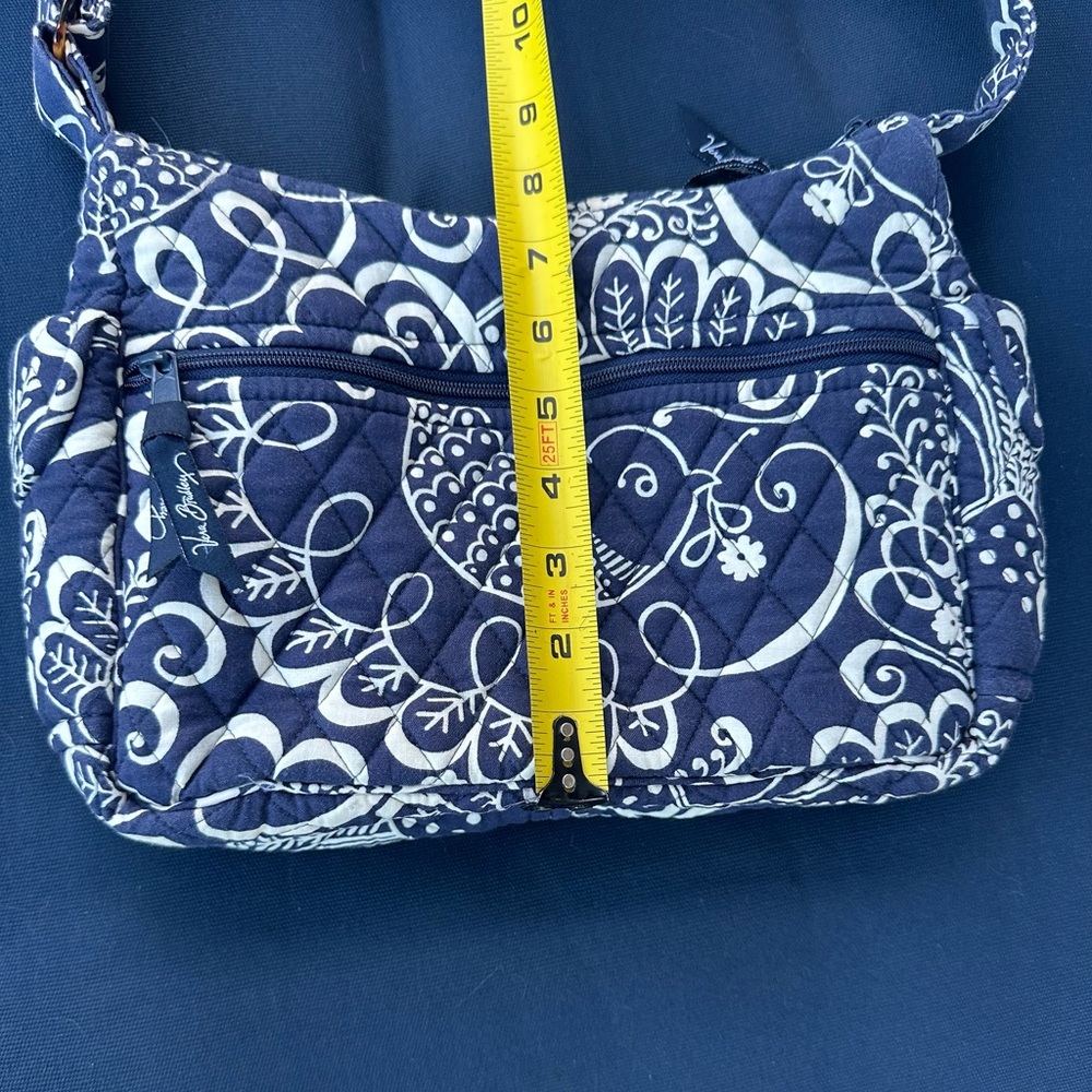 Vera Bradley navy blue and white crossbody/shoulder bag - Picture 7 of 8